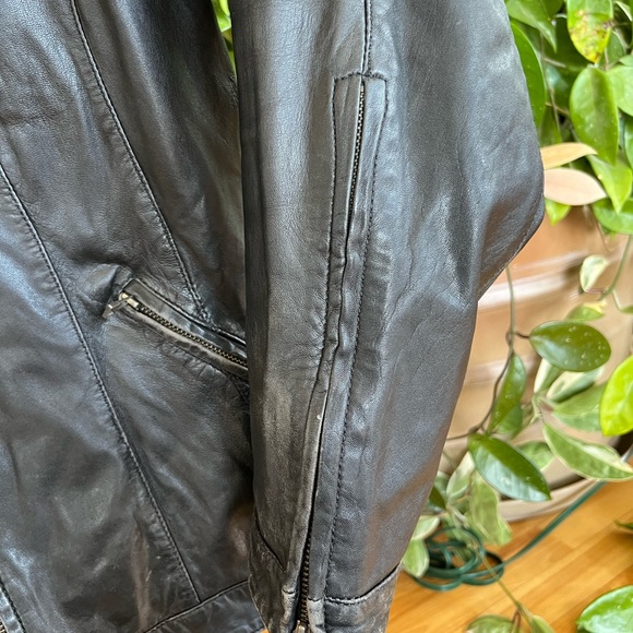 Danier Leather Jacket - Picture 7 of 8